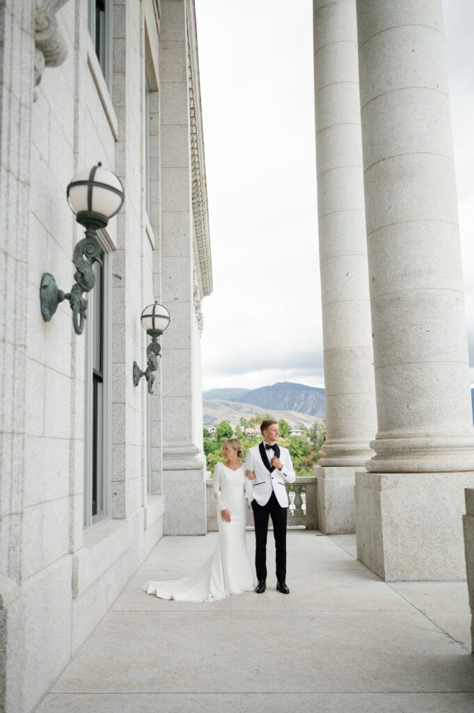 wedding first look at the utah state capitol