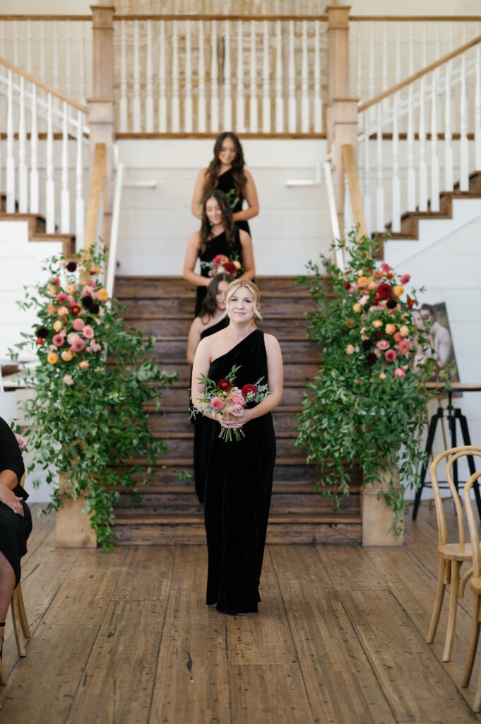 bridesmaids photo inspo, ceremony aisle walk
