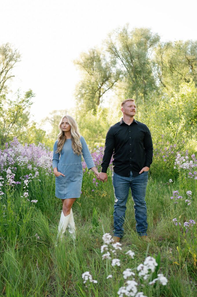 utah wildflower photos, summer couples photoshoot, engagement photos