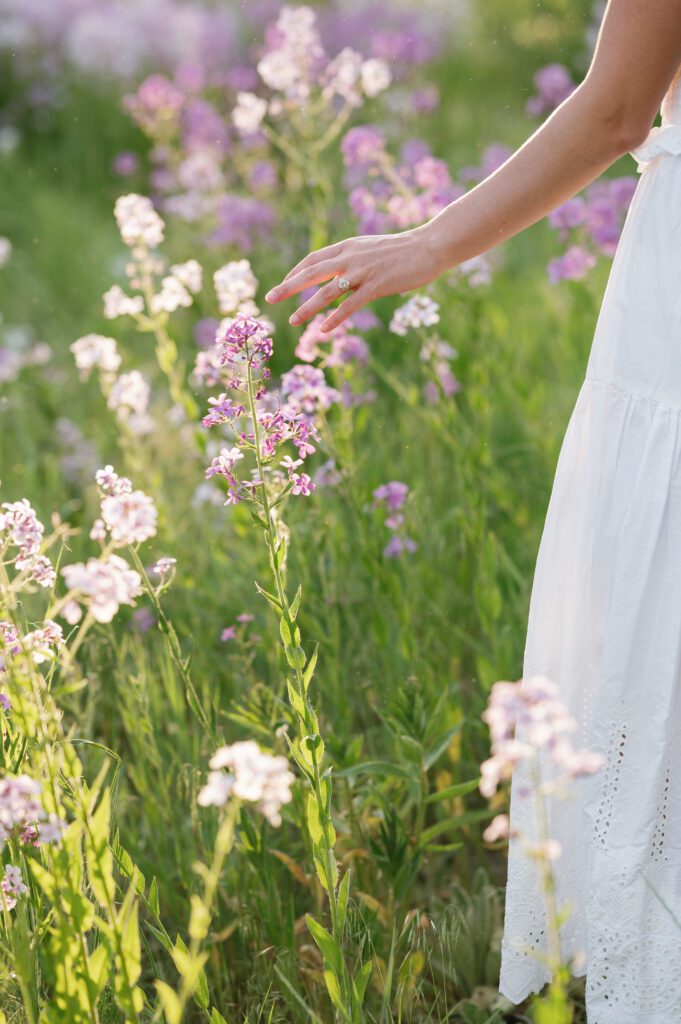 wildflower engagements, park city utah wedding photographer, neutral couples outfit inspo