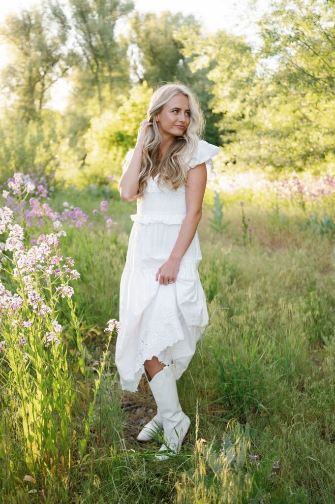 wildflower engagements, park city utah wedding photographer, neutral couples outfit inspo