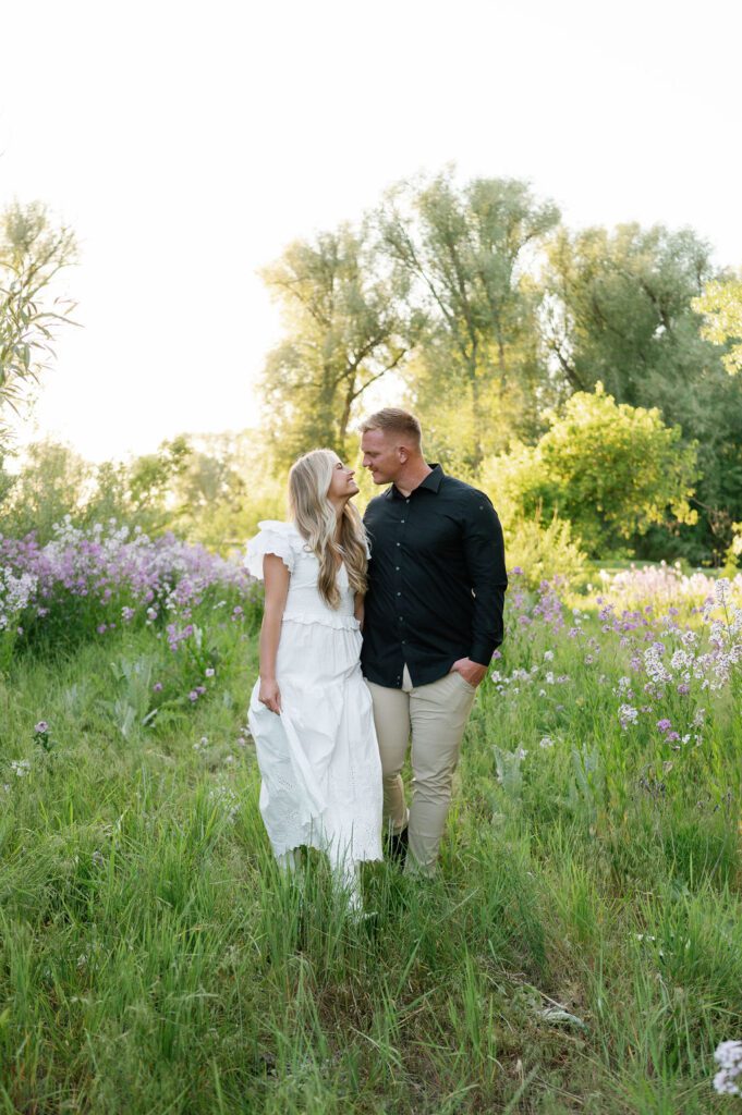 utah wildflower photos, engagement photoshoot, park city wedding photographer